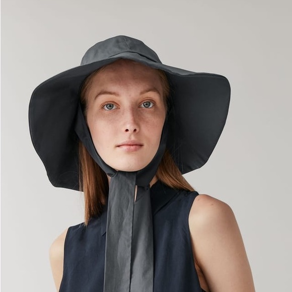 COS Large Brim Hat with Ties - Picture 2 of 3